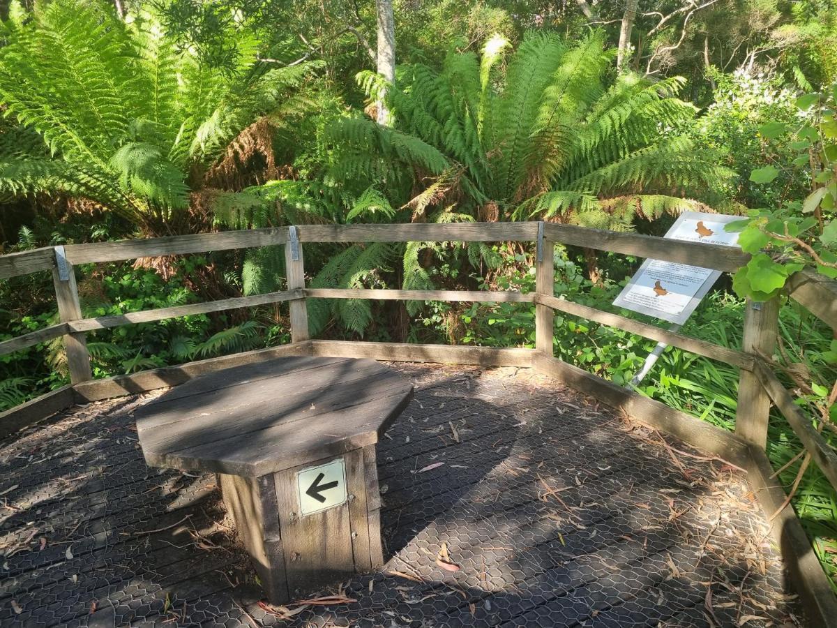 Strahan Backpackers Exterior photo